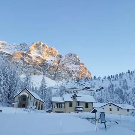 Отель Al Sasso Di Stria Andraz