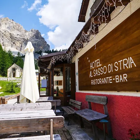 Отель Al Sasso Di Stria 2*