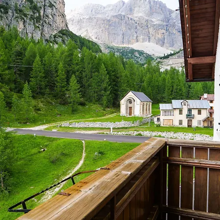 Al Sasso Di Stria 2* Andraz