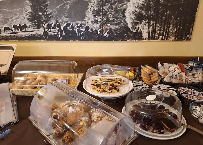 Hotel Al Sasso Di Stria 2*