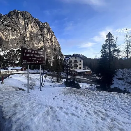 Al Sasso Di Stria ホテル Andraz
