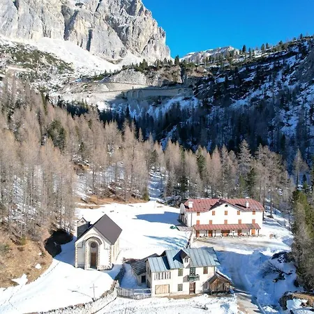 Al Sasso Di Stria Hotel