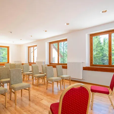 ホテル Al Sasso Di Stria 2*
